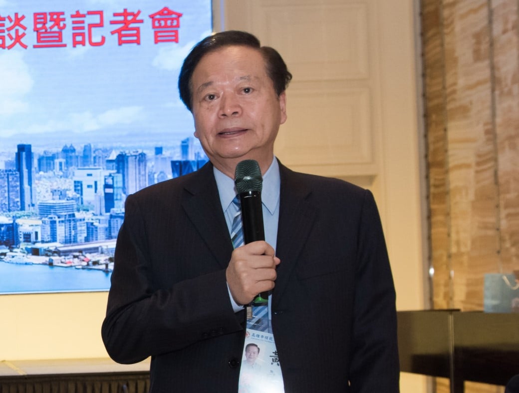 可能是 1 人和站立的圖像