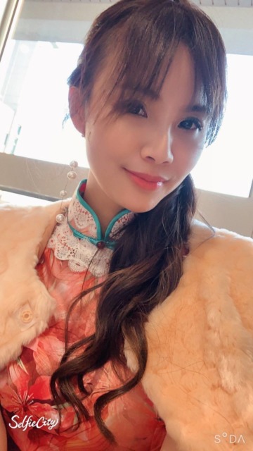 美女畫家李玉婷