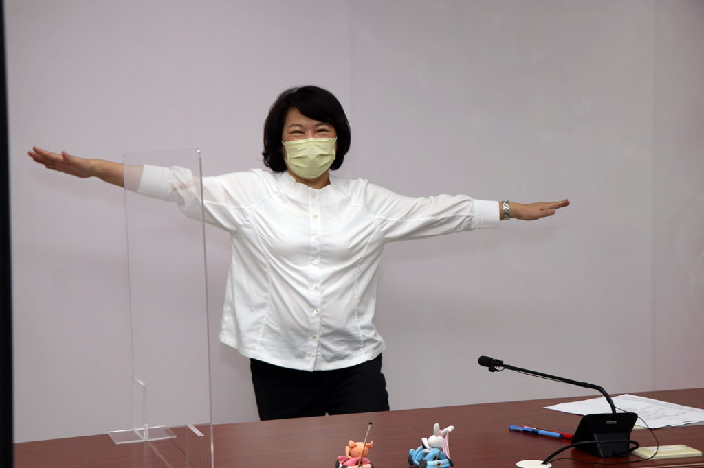市長一起跳收心操