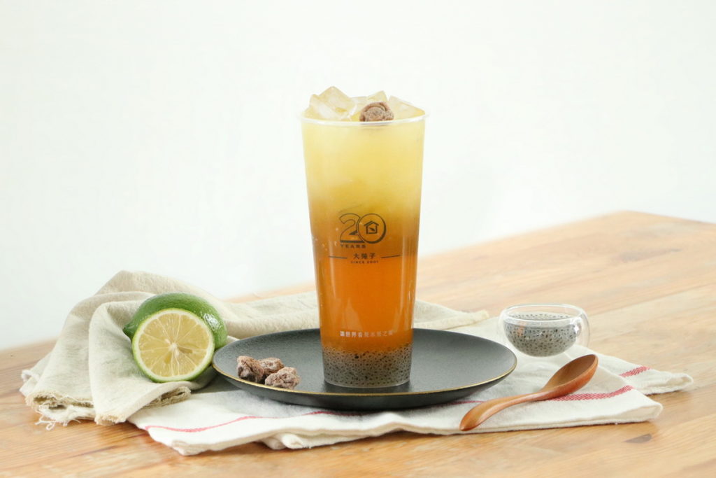 大苑子 09.01-09.14在外送平台FOODPANDA獨家推出清爽系飲品「綠繡眼」。