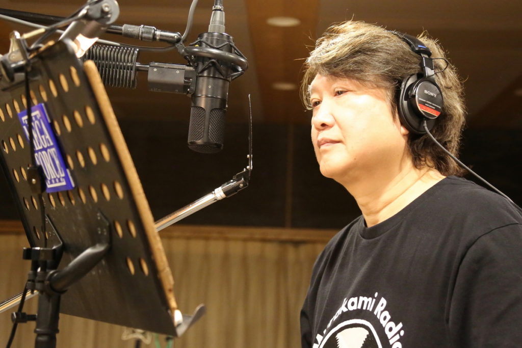 睽違25年，資深音樂人周治平再進錄音室（照片提供/尚時代文創娛樂工作室）