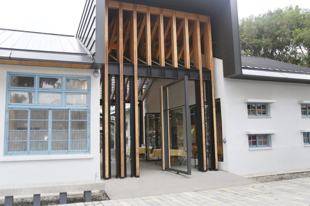 建築外部照