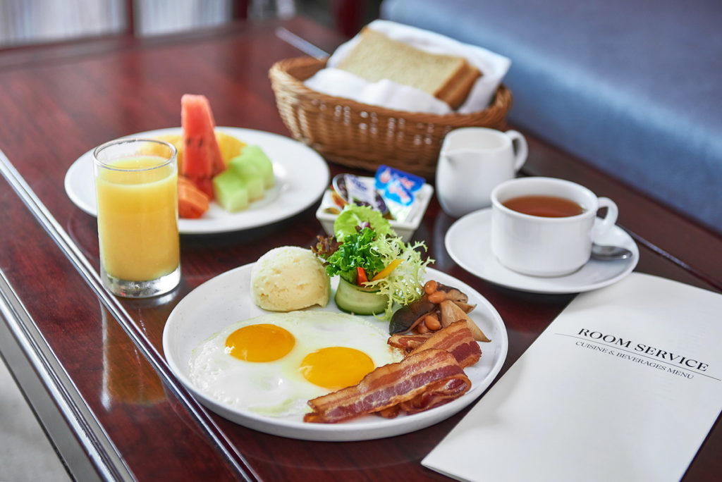台北福華大飯店_room service早餐(美式)