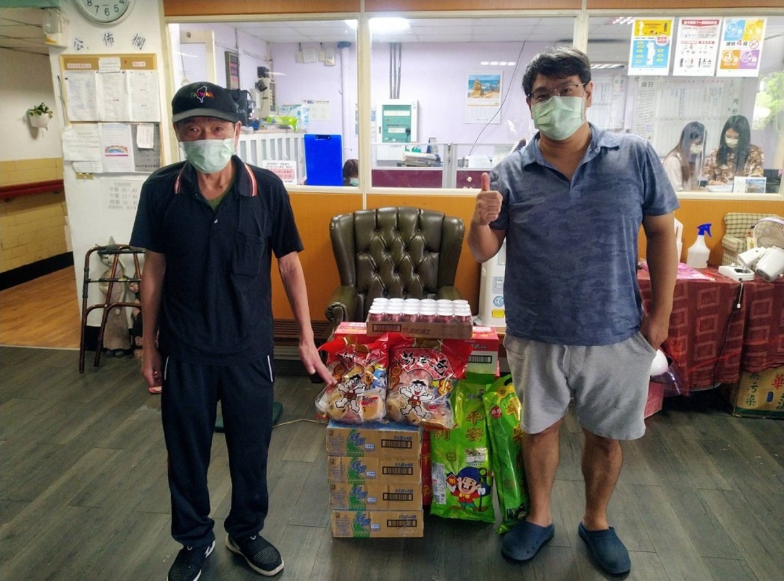 街友大仁哥漂泊浮沉 開過超商做過保全 二度就業成快樂洗衣工