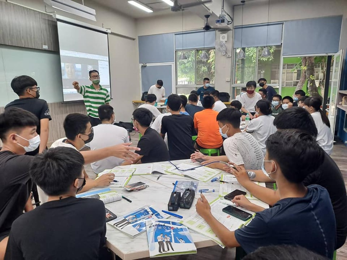 屏工游老師做英文實驗教學,點子新,效果明顯! /波新聞