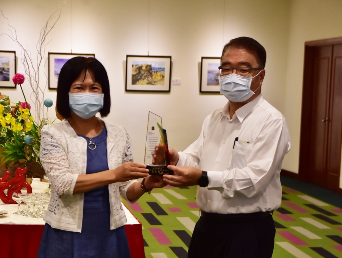 墾丁福華獲頒「統一發票績優營業人」 總經理張積光:疫情間的小確幸