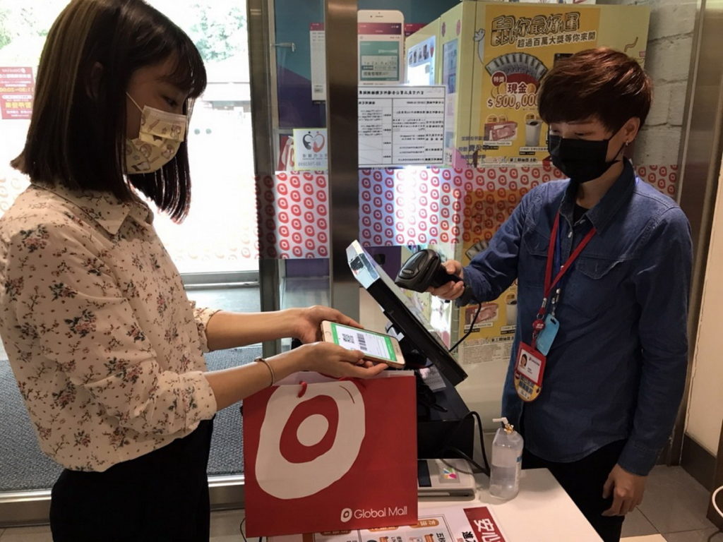 Global Mall推「無接觸外帶快取」服務，消費者從點餐到行動支付無接觸