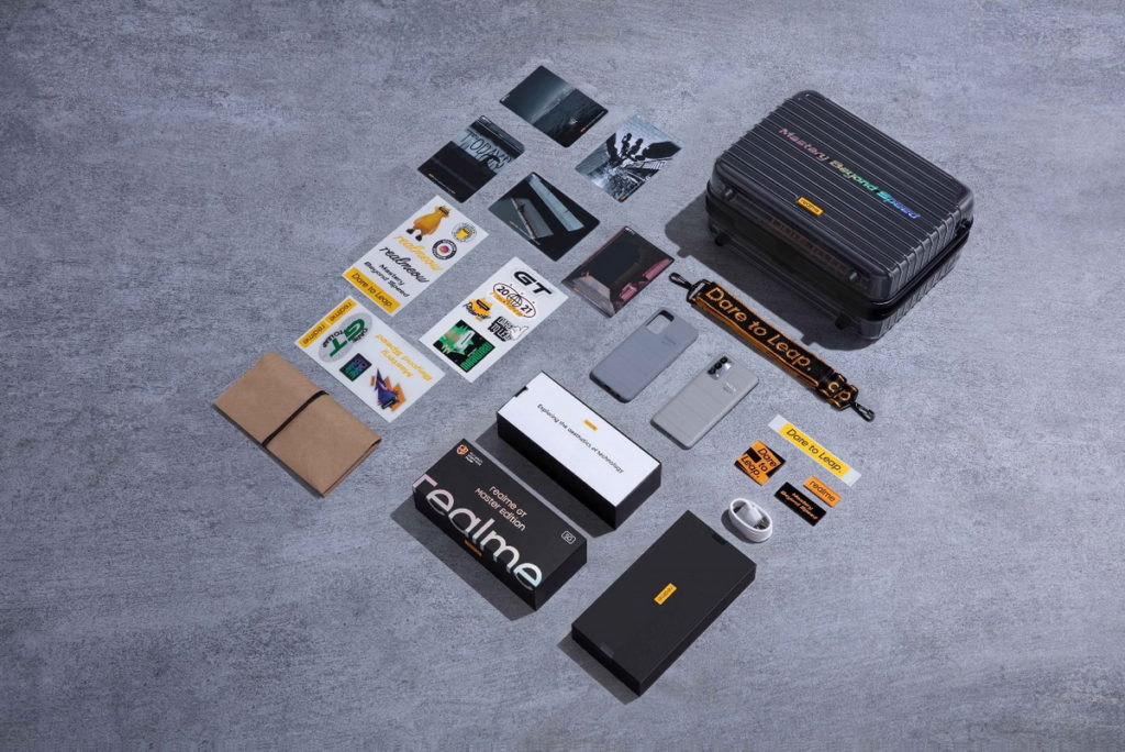 realme GT大師版探索世界超限量旅行箱組,全台限量3組於9月10日開搶。