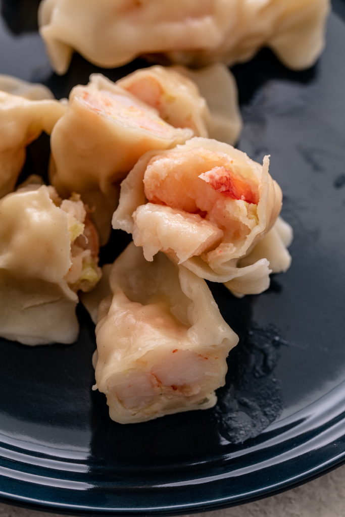「蝦味鮮蝦餃」原始爆蝦感與鮮甜味的層次堆疊,融合出最合適蝦甜、爆餡、皮Q的三重口感
