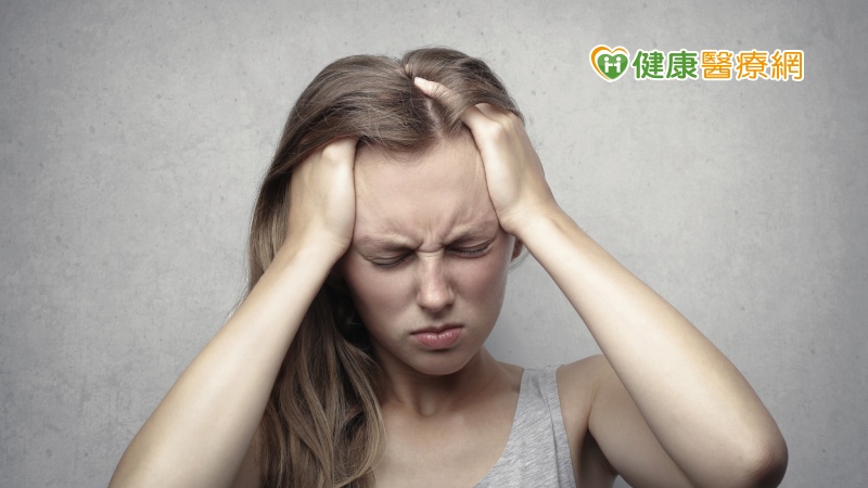 脂漏性皮膚炎導致頭皮發癢 服中藥可有效去屑止癢