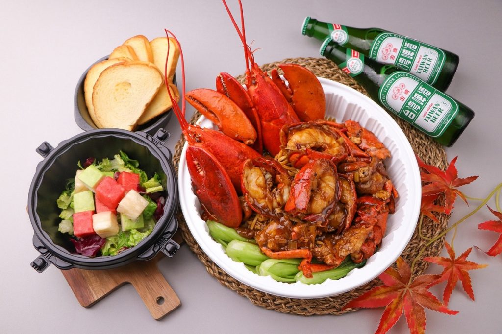 板橋凱撒大飯店_豪華醬爆龍蝦伊麵雙人套餐(禁止酒駕未滿十八歲禁止飲酒)