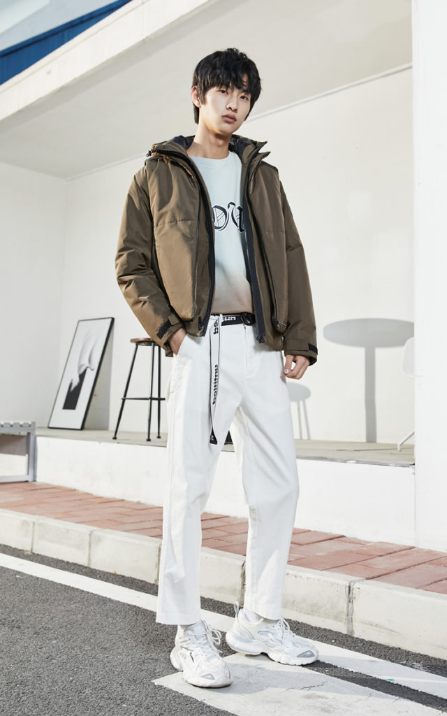 微風松高-JACK&JONES 外套 原價6,990元 特價5,000元
