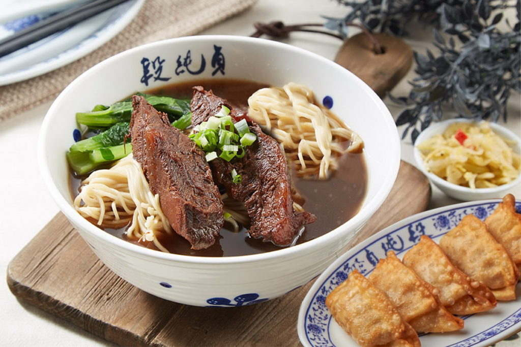 段純貞 200 元振興五倍券牛肉麵單人套餐。