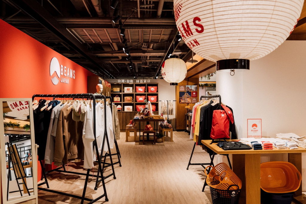 誠品生活南西即日起至2022.5.30前於1F推BEAMS JAPAN期間限定店。