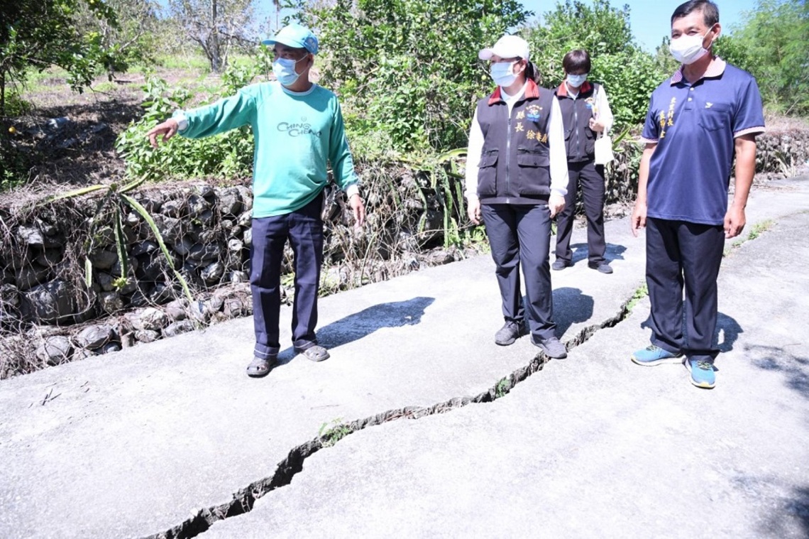 徐榛蔚深入富里鄉各村庄邀集各單位辦理聯合會勘 保障鄉親生活及用路安全