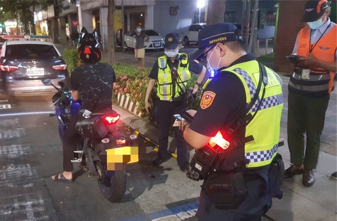 啟動監警聯合稽查 新興警分局加強取締改裝車輛