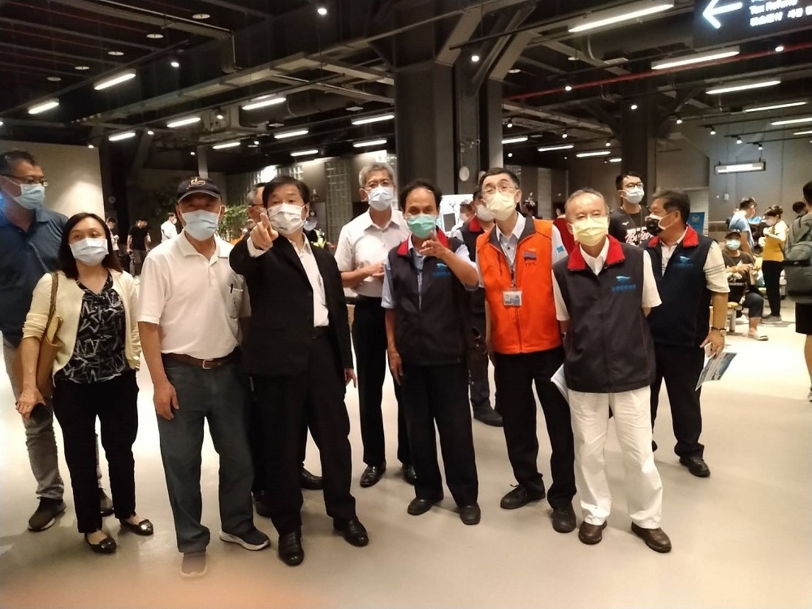 交通部次長祁文中視察基隆港國慶連假疏運情形 提醒妥善因應「圓規」颱風影響