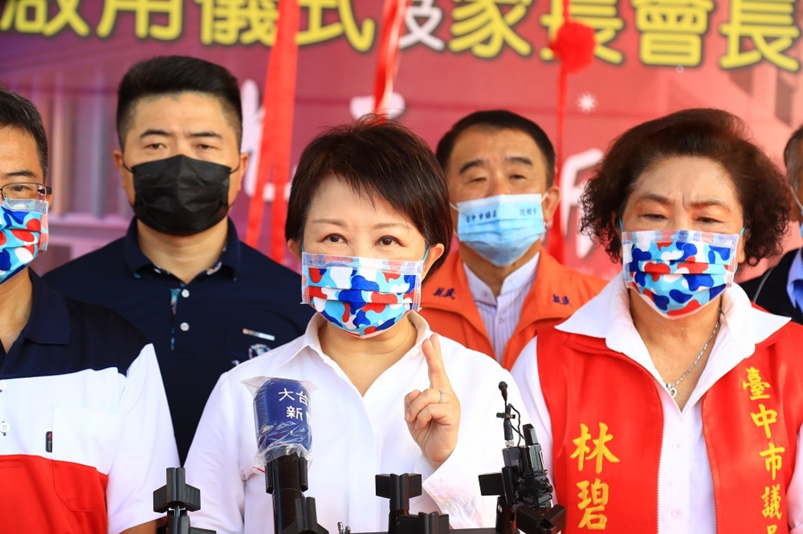 高雄火災嚴重傷亡 盧秀燕哀悼捐1個月薪資救助