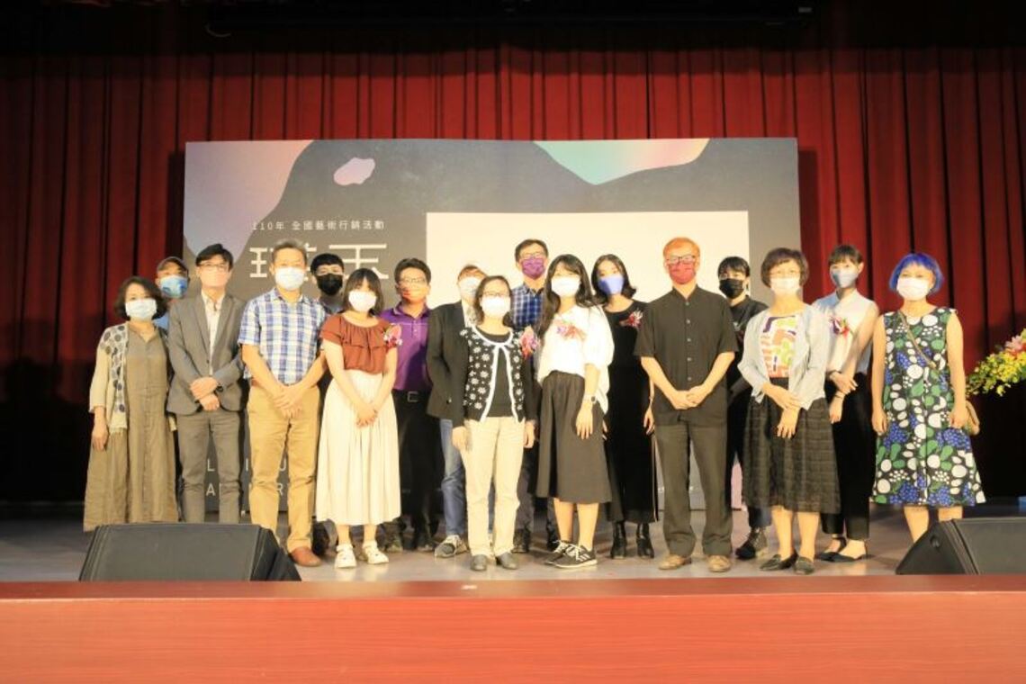 「璞玉發光-全國藝術行銷活動」頒獎鼓勵12位璞玉創作者 持續在藝術領域耕耘創作