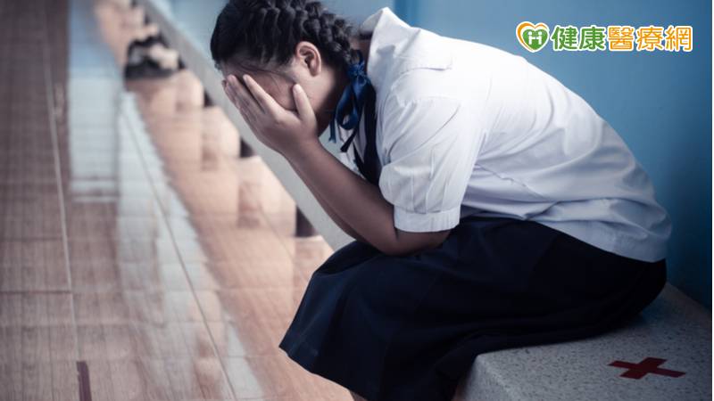 個性外向少女突罹重鬱症 竟是「這原因」惹禍