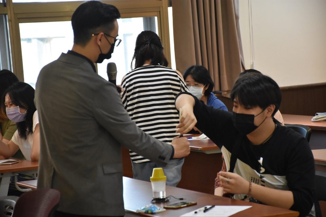 青發處創香師講座 不只聽更有聞 聽眾直說特別