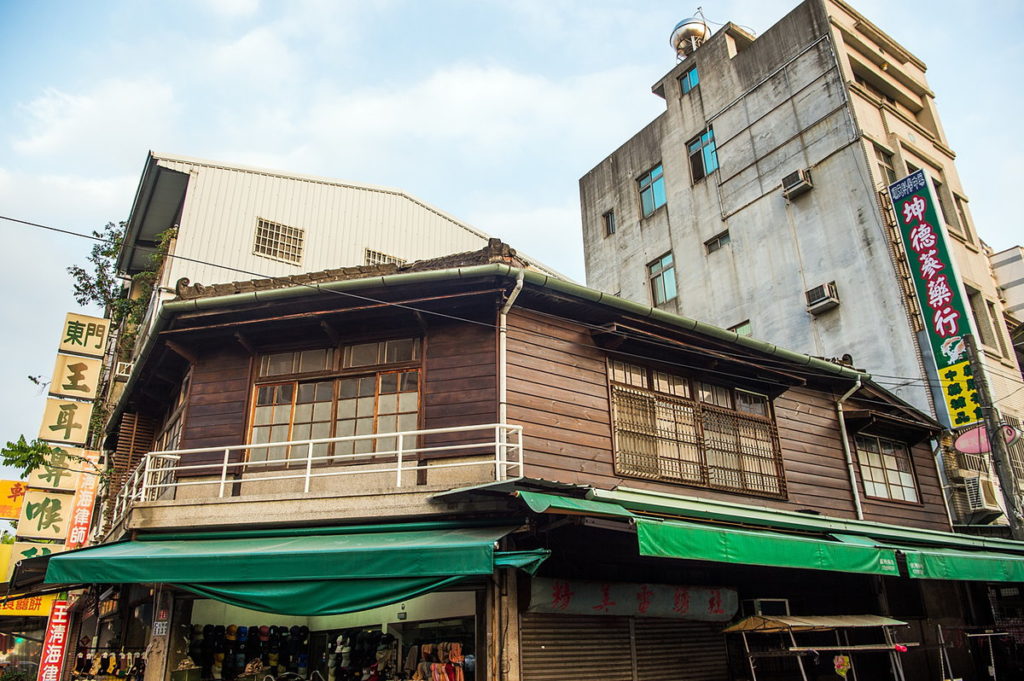公明路安全帽店 林添木故居 老屋卸妝完成後 非常美麗