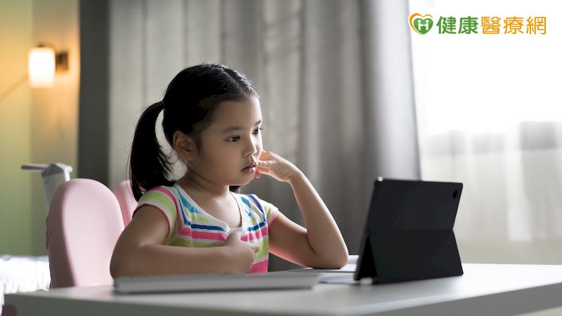 如何助孩子正確使用數位工具? 父母從學習察覺開始