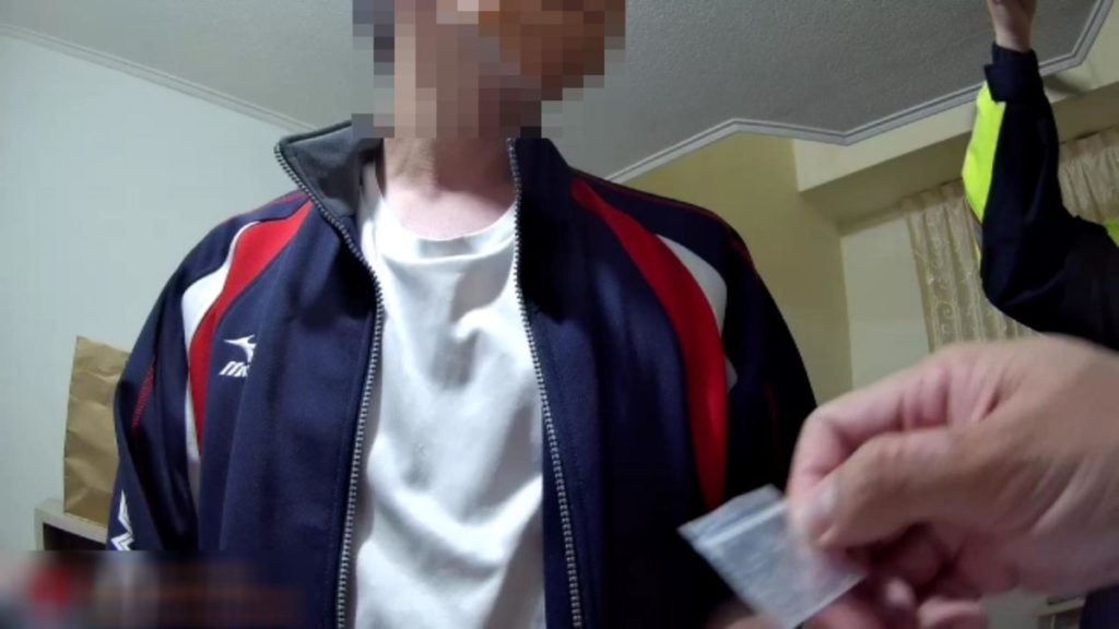 男子主動交付毒品
