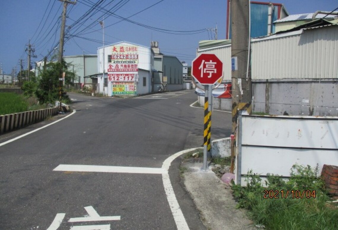 交通局強化無號誌路口標誌標線 建立路口停讓觀念