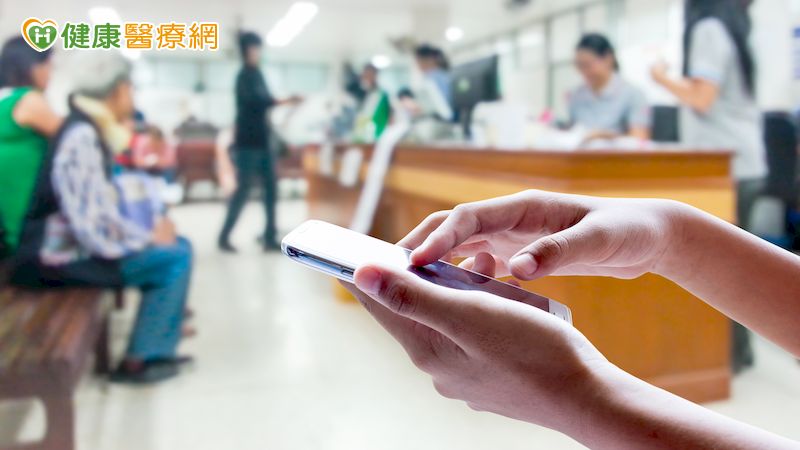 異地就醫忘帶健保卡怎麼辦？　「虛擬健保卡」方便不延遲