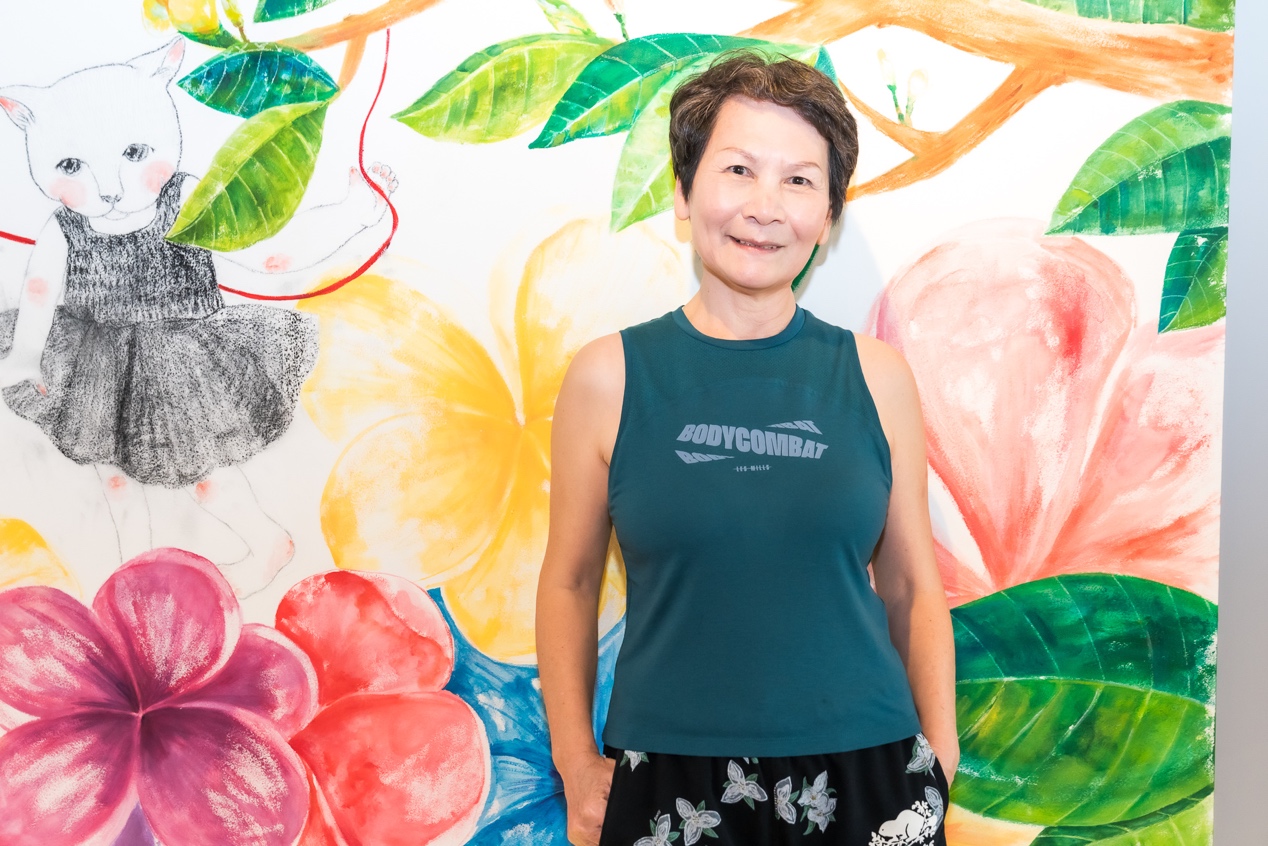 67歲的劉小姐第一次接觸過瑜珈,上課之後表示感覺非常輕鬆,瑜珈是很棒的運動,應該推廣。(圖片提供:弘點全球顧問有限公司)