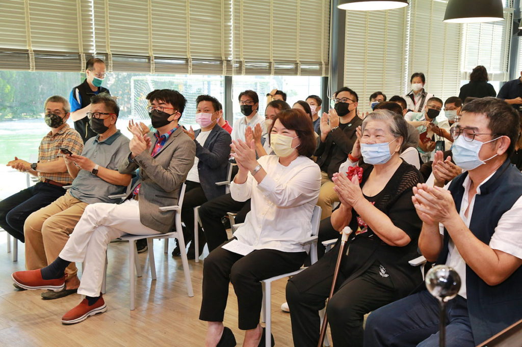 市長欣賞表演