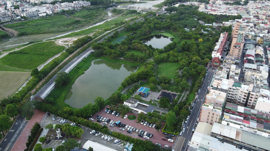 河濱公園自行車道空拍圖