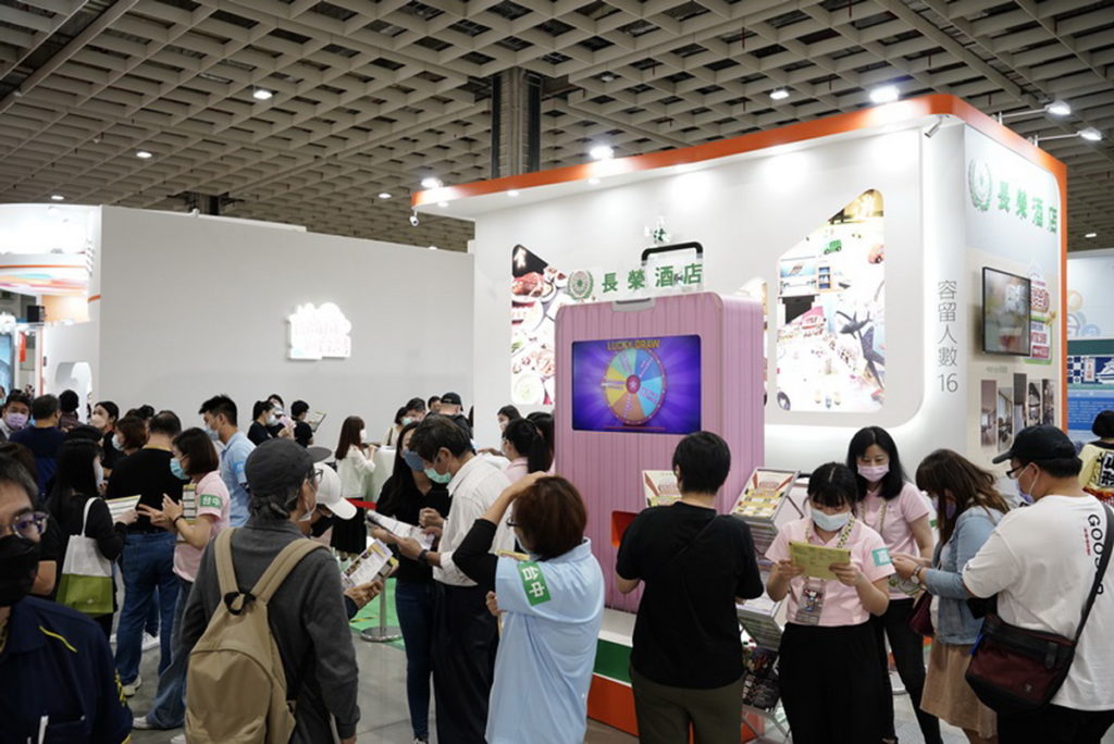 長榮國際連鎖酒店的貴賓優惠住宿券及聯合餐券長年熱銷,讓消費者一券在手,全台玩透