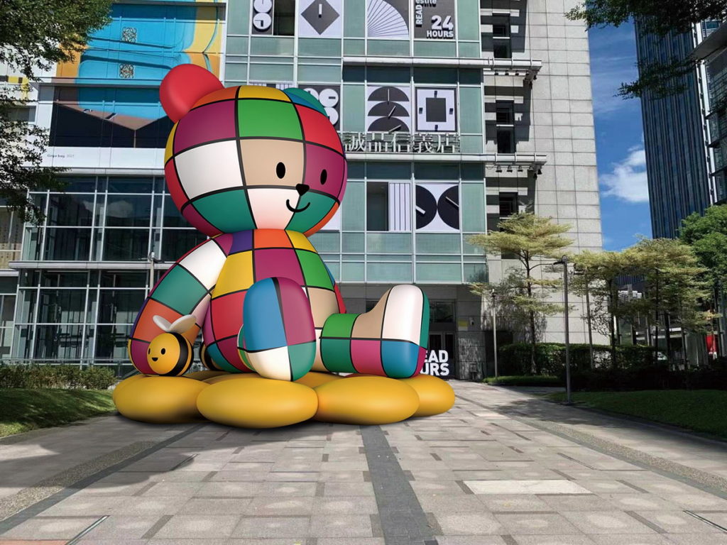 誠品生活禮物節開跑,11.19起信義店1F廣場,邀新加坡藝術設計團隊「Art-Zoo藝術動物園」展出8米高巨型布朗熊BRUNO BEAR!