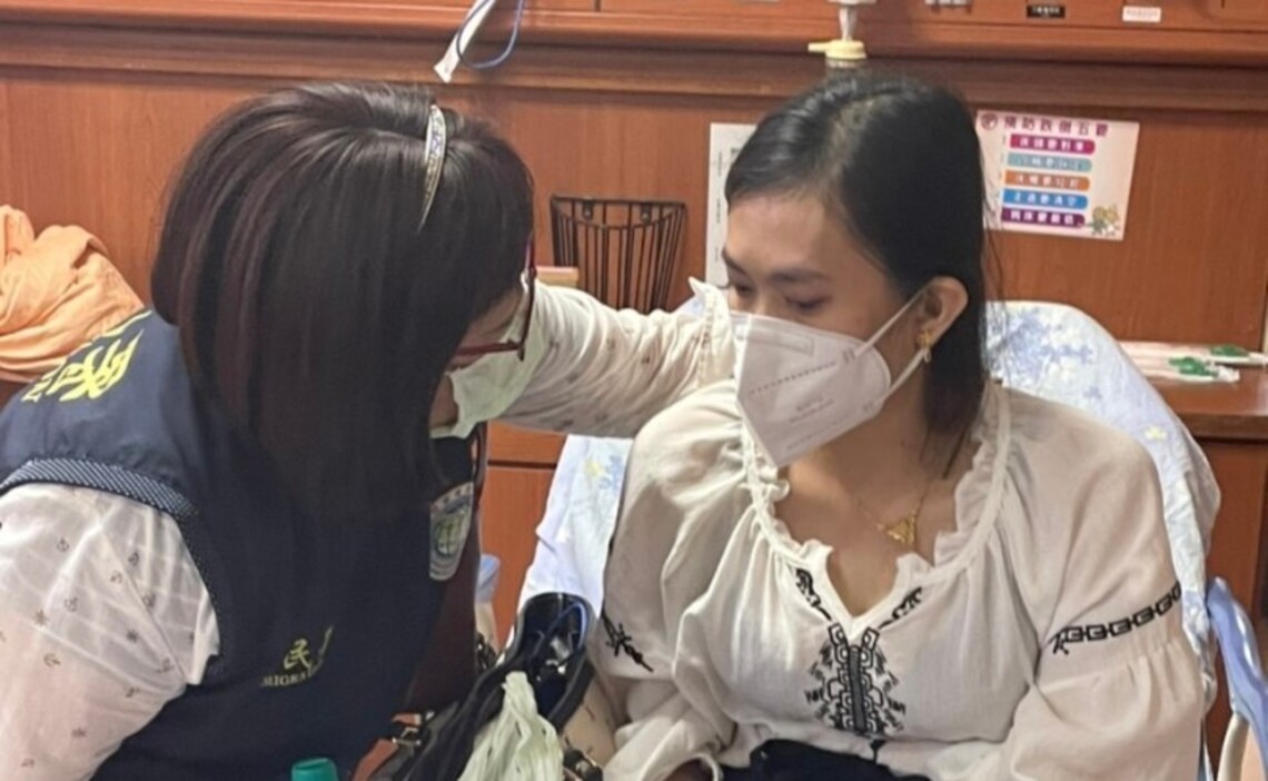 新住民出遊遇虎頭蜂攻擊    移民署行動列車送關懷
