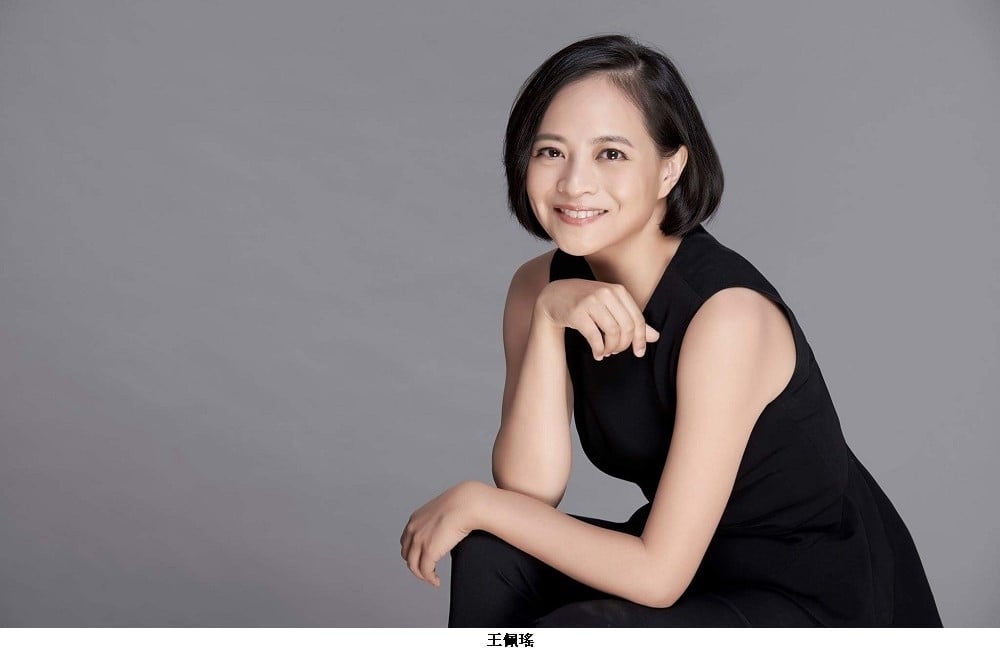 可能是 1 人和文字的圖像