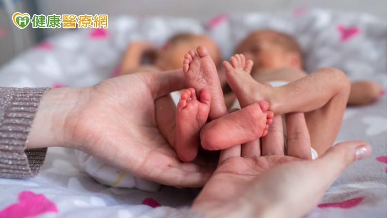換腎婦成功懷孕 喜獲雙胞胎完成當媽心願