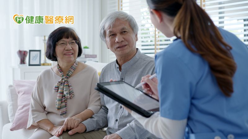 七旬老翁肺炎多次復發入院　機警檢查、竟確診多發性骨髓瘤