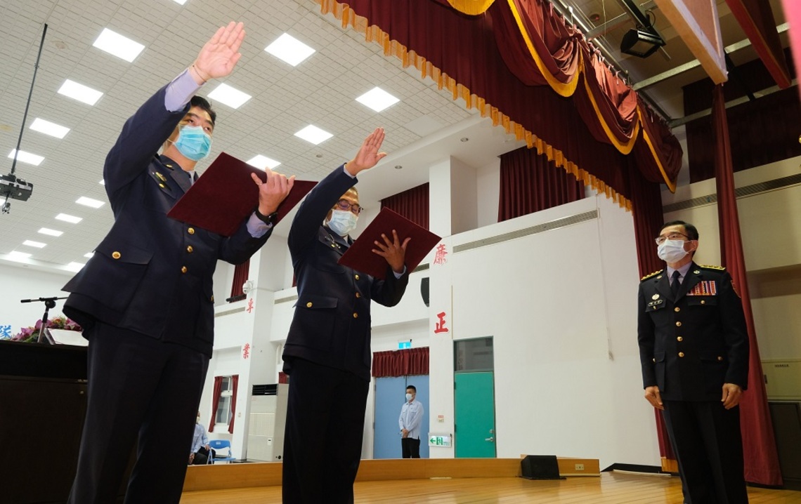 第五巡防區主任舆第三岸巡隊長新職赴任   分署長親自布達勉勵