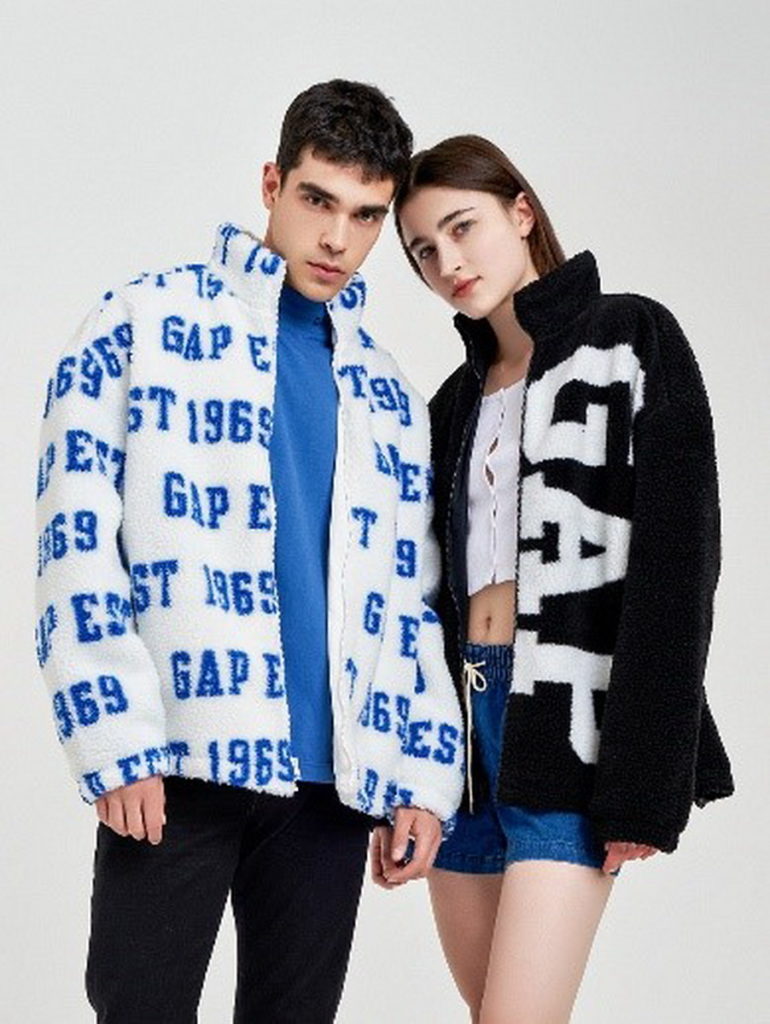 Gap Logo仿羊羔絨外套原價NT$2,699