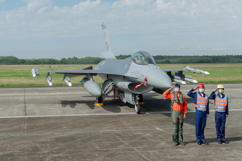 坐進F-16V座艙/蔡總統主持性能提升接裝典禮 點出3層重要意義 58 51688574574 1bc59b7792 k e1637225567381