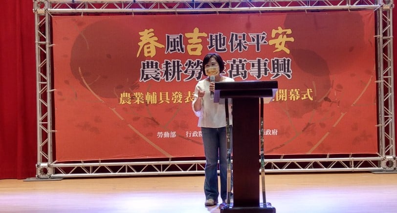 可能是 1 人和站立的圖像