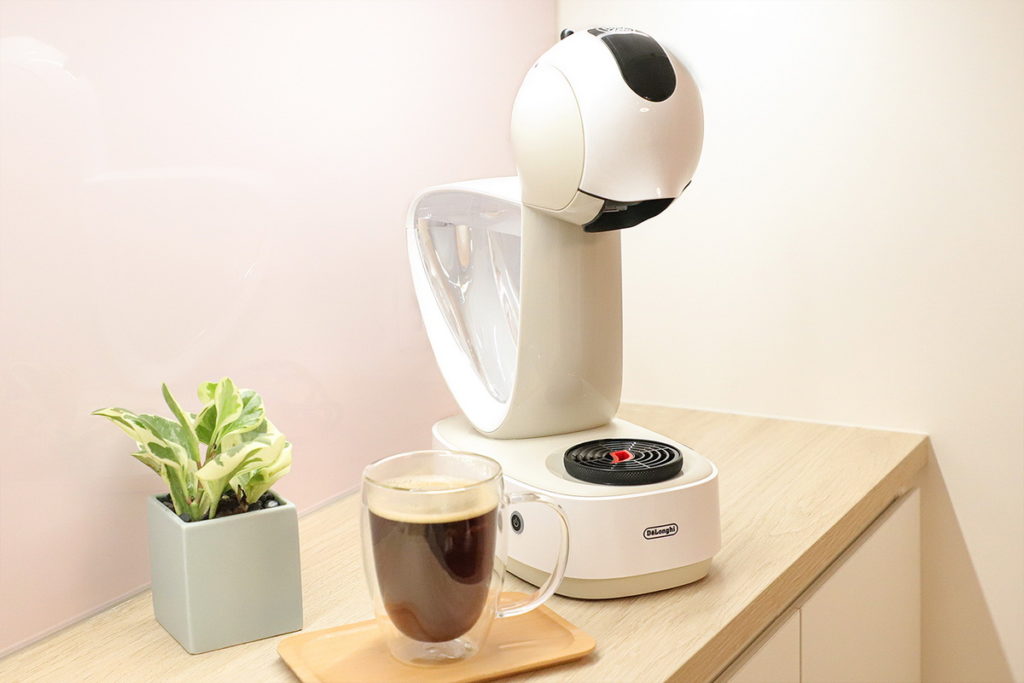 雀巢多趣酷思「INFINISSIMA Touch顏值機」讓膠囊咖啡機不只是沖泡飲品的機器,而是融入日常、妝點居家風格的時尚擺設。