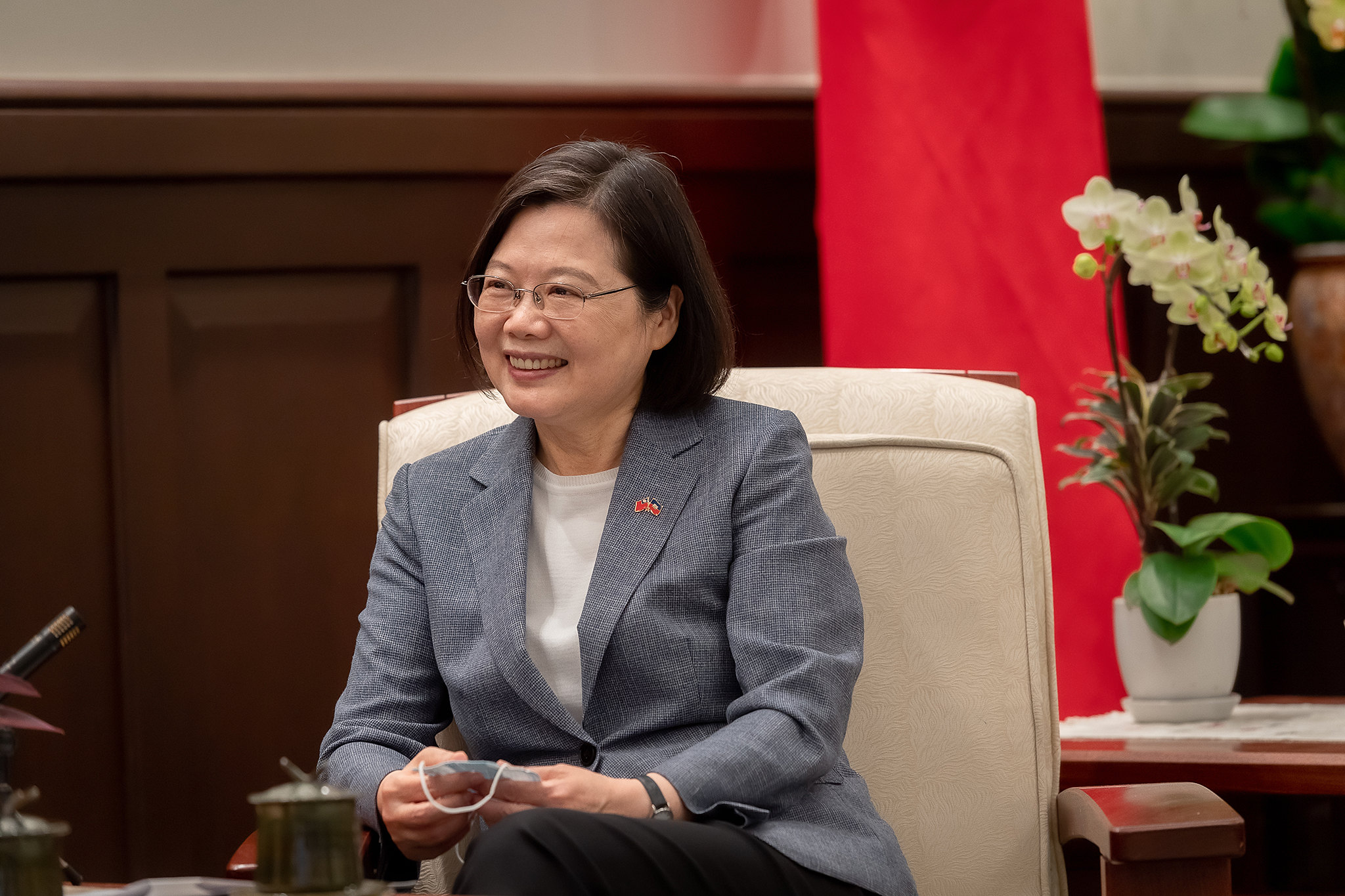 5美國眾議員搭軍機抵台 與蔡英文談台美軍事合作 79 50572210596 b249682d2b k