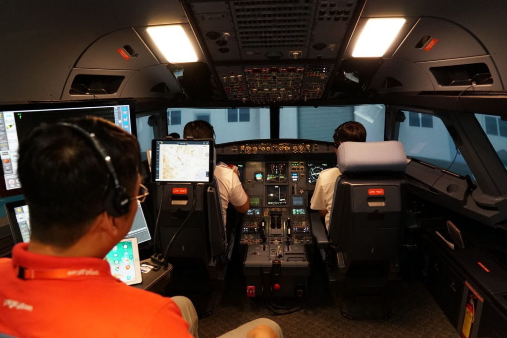 越捷航空簽署航空技術採用與轉移的重要協議