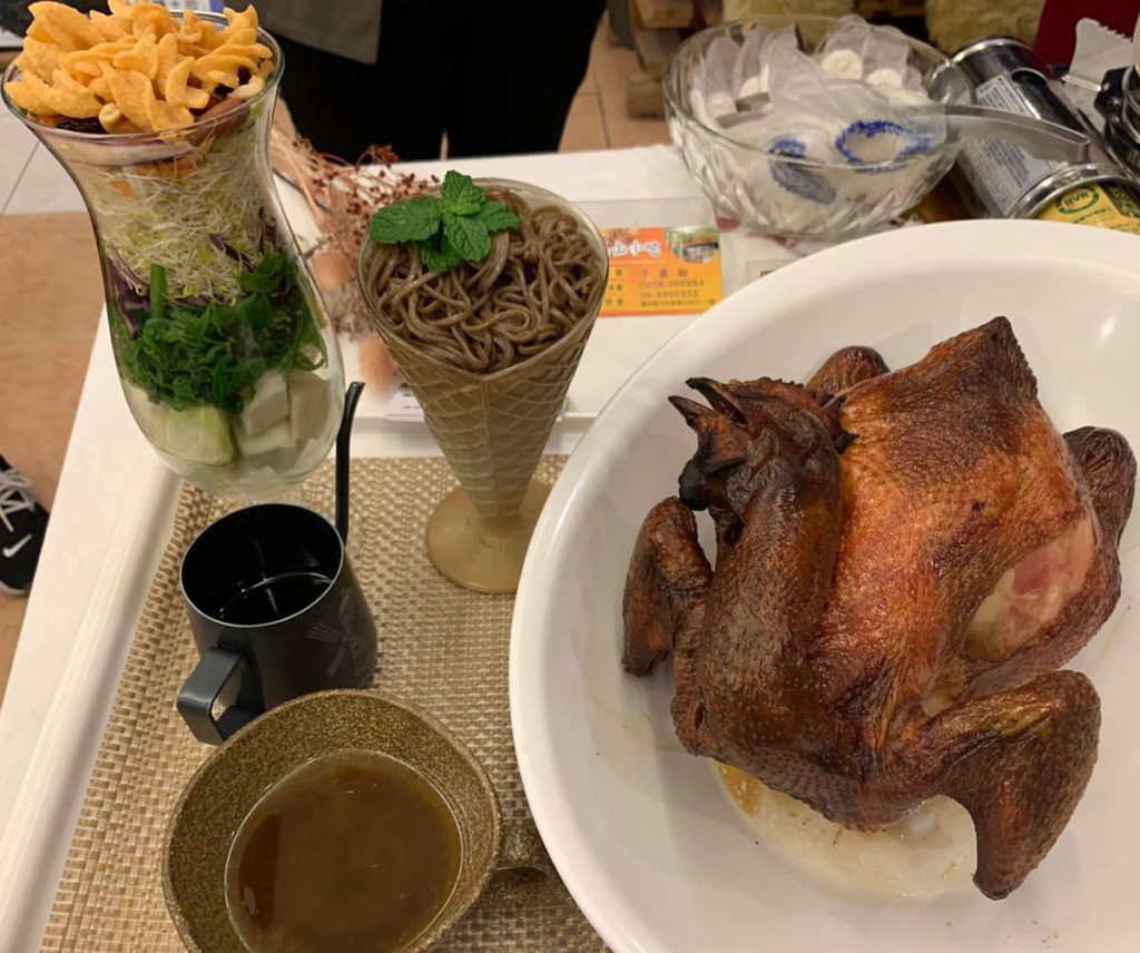 苦茶油鷄