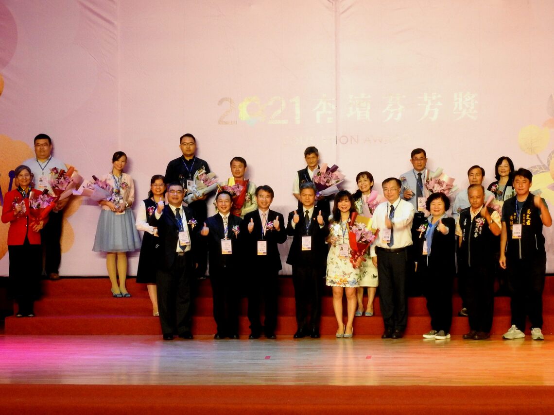 110年杏壇芬芳獎75個人團體榮耀獲獎/波新聞