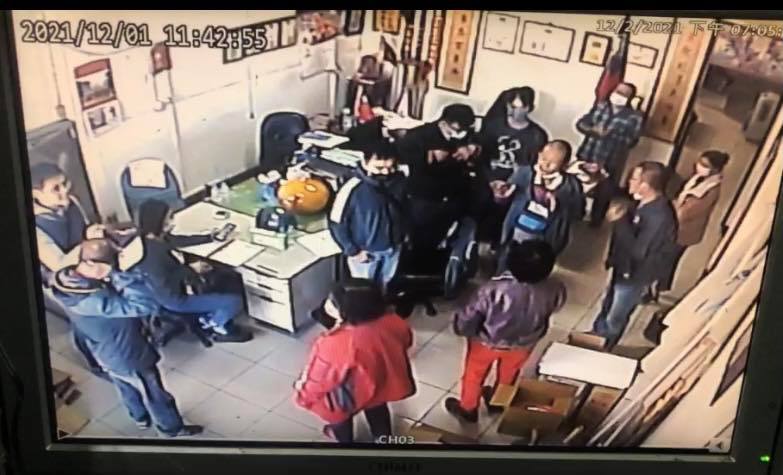 中二補選/檢警大動作查炒米粉 藍營、顏寬恒齊聲抗議濫權 65 258414111 3013397622243447 3943670018759239966 n