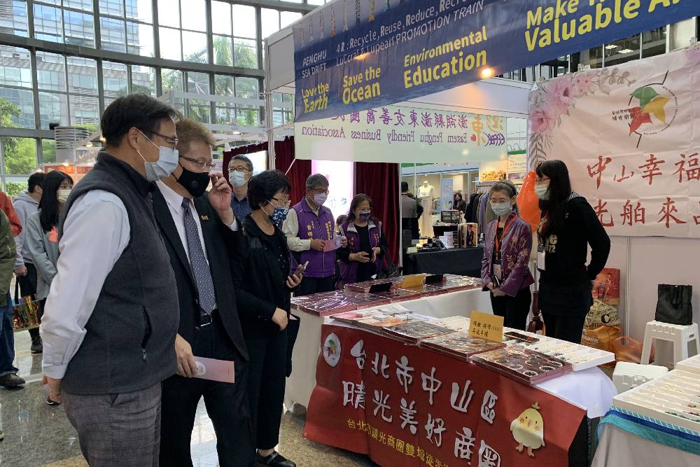 台北冬季婚紗嘉年華開跑 鑽石婚夫妻分享愛情長跑秘訣 78 台北冬季婚紗嘉年華開跑-鑽石婚夫妻分享愛情長跑秘訣2